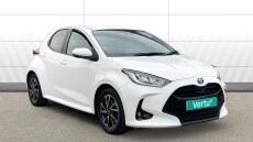 Toyota Yaris 1.5 Hybrid Design 5dr CVT Hybrid Hatchback